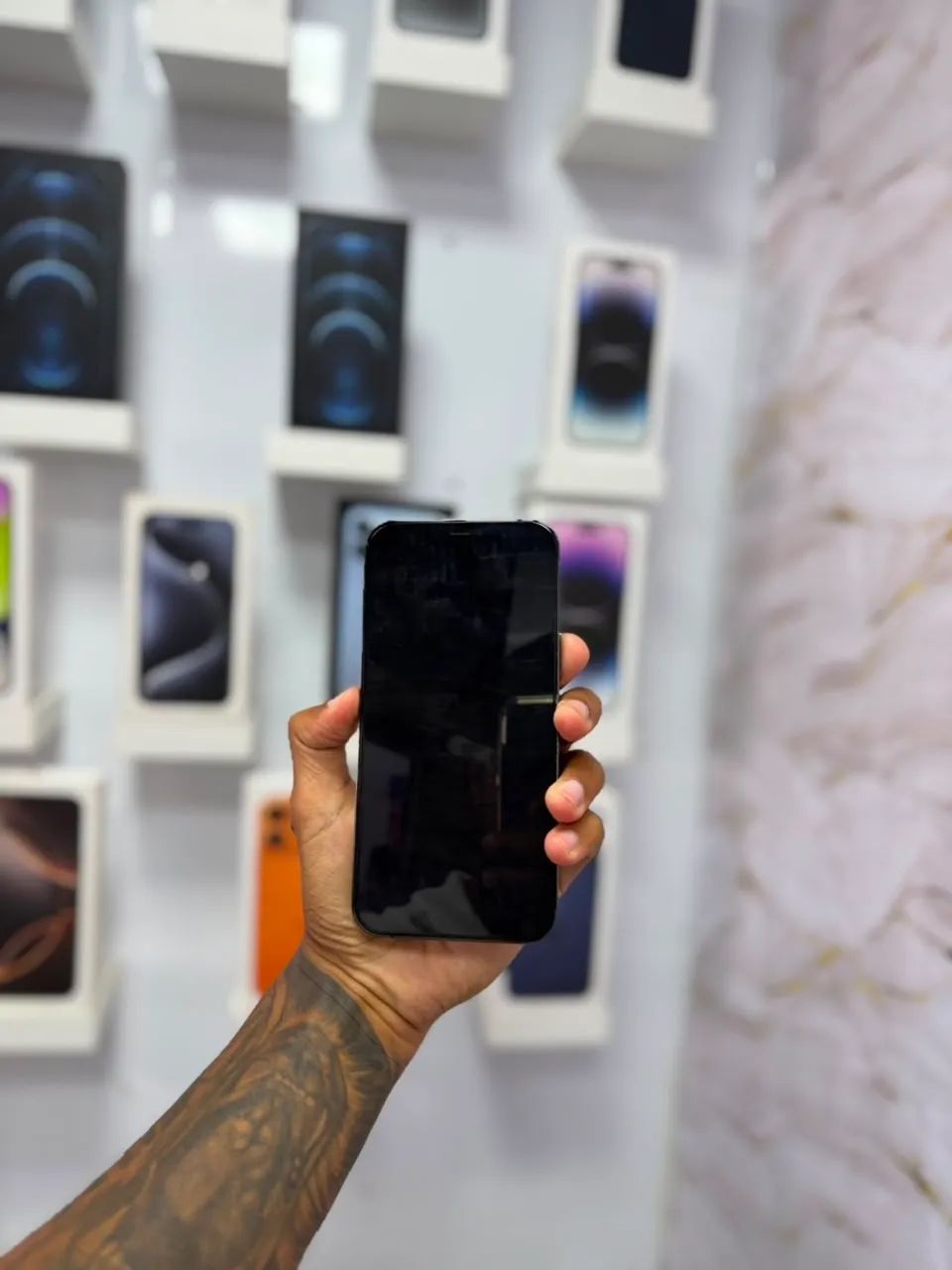 iPhone 12 PRO MAX - 256GB ? R$2.499 - Foto 5