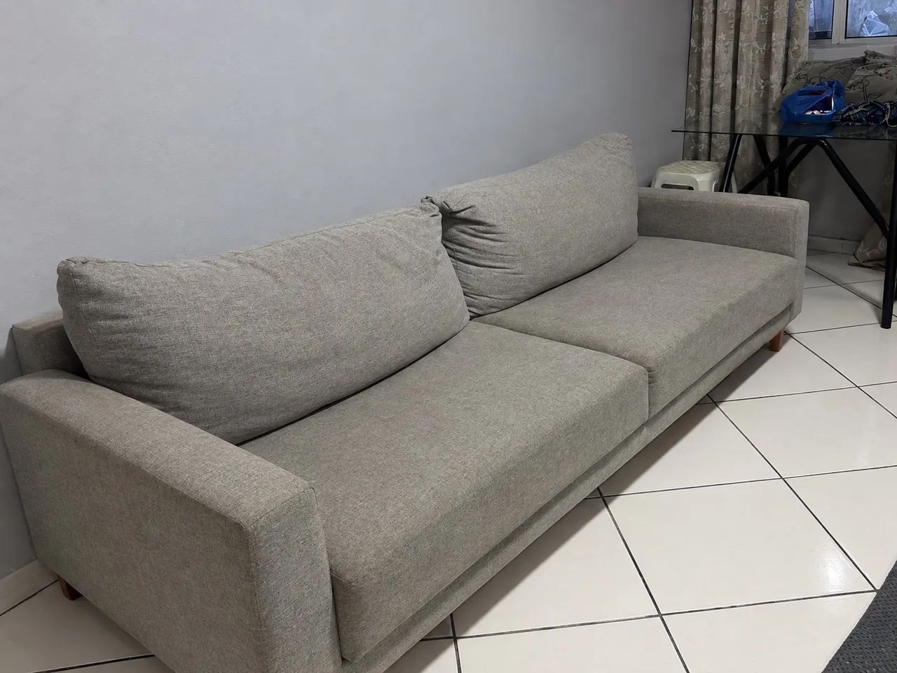 Sofá 4 lugares