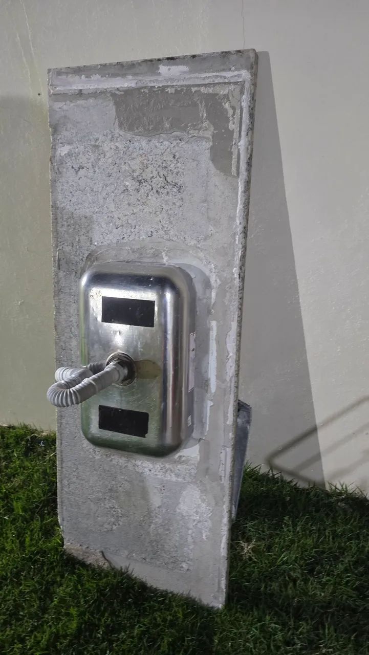 PIA GRANITO USADA COM CUBA INOX - Foto 2