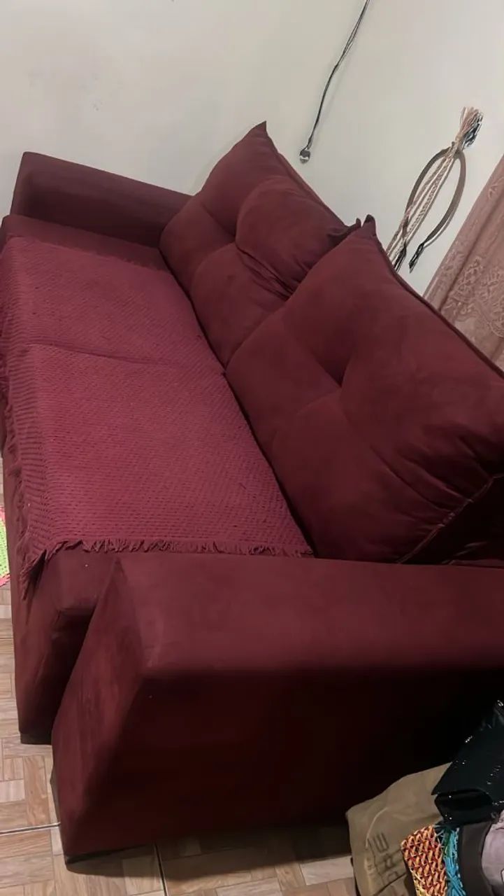 Vende-se geladeira e sofá