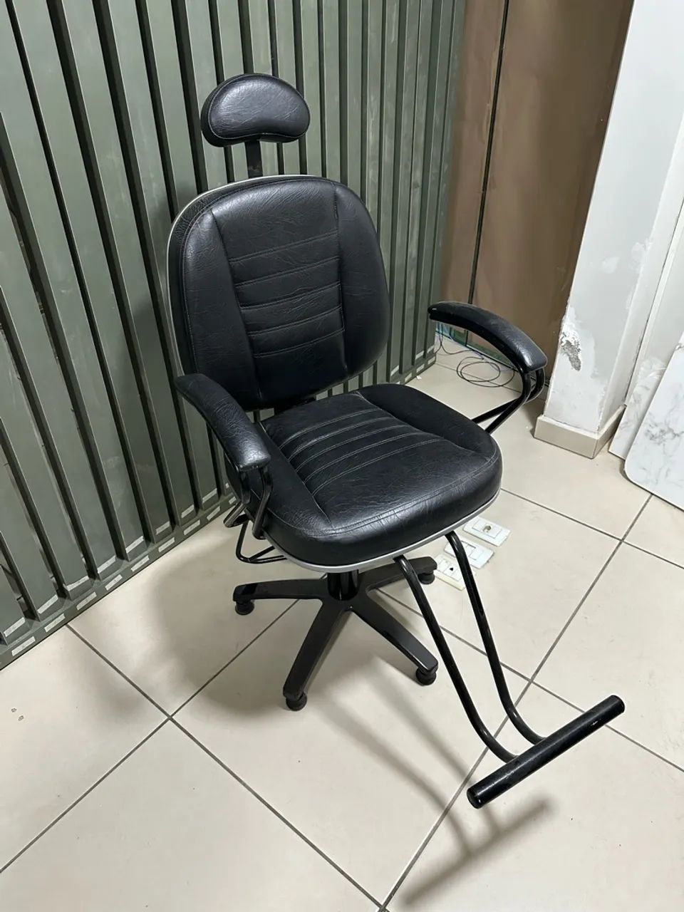 CADEIRA RECLINÁVEL PARA SALÃO DE BELEZA