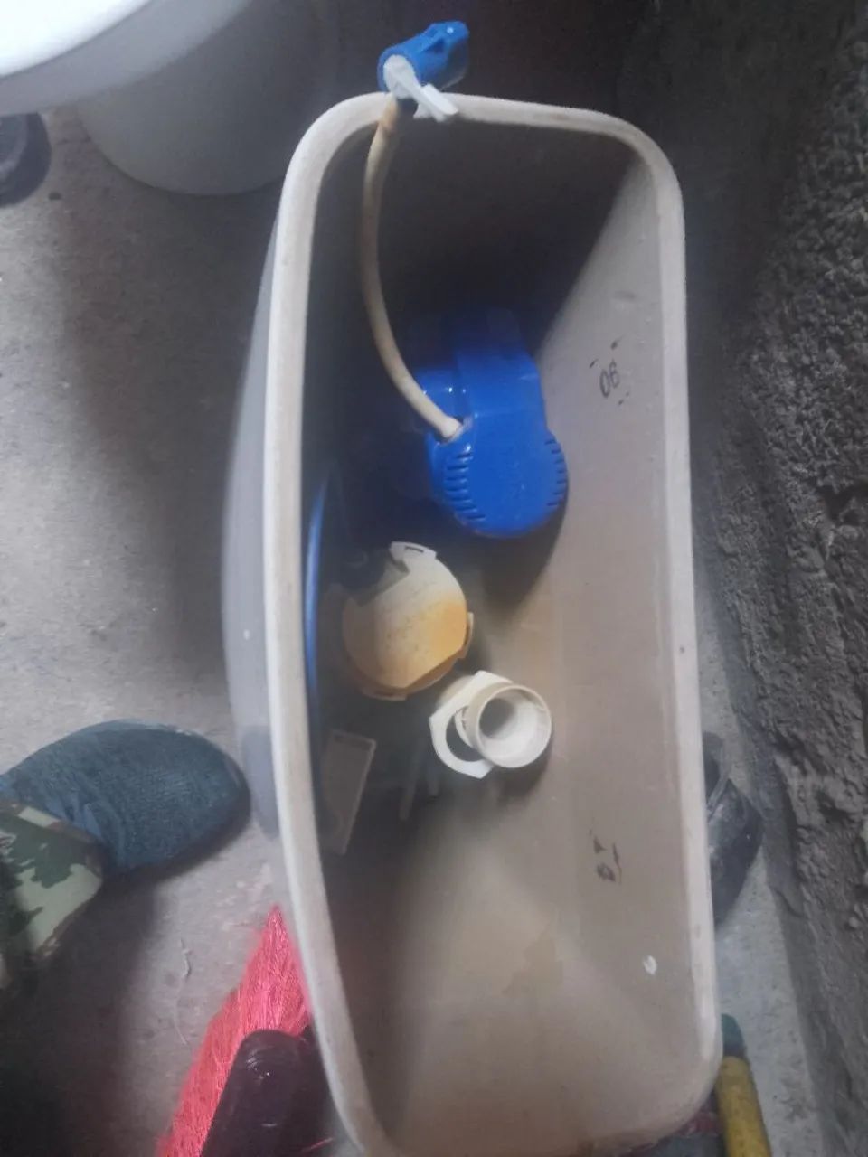Caixa de vaso sanitário  - Foto 3