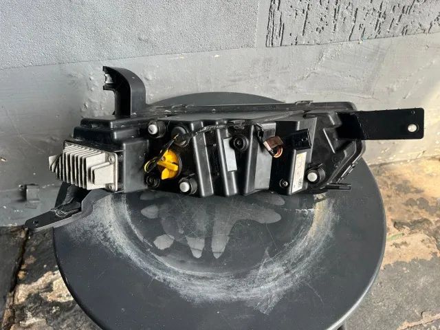 Farol Superior Com Drl Esquerdo Esquerdo/motorista - Compatível com Renault Kwid 2024 - Foto 3