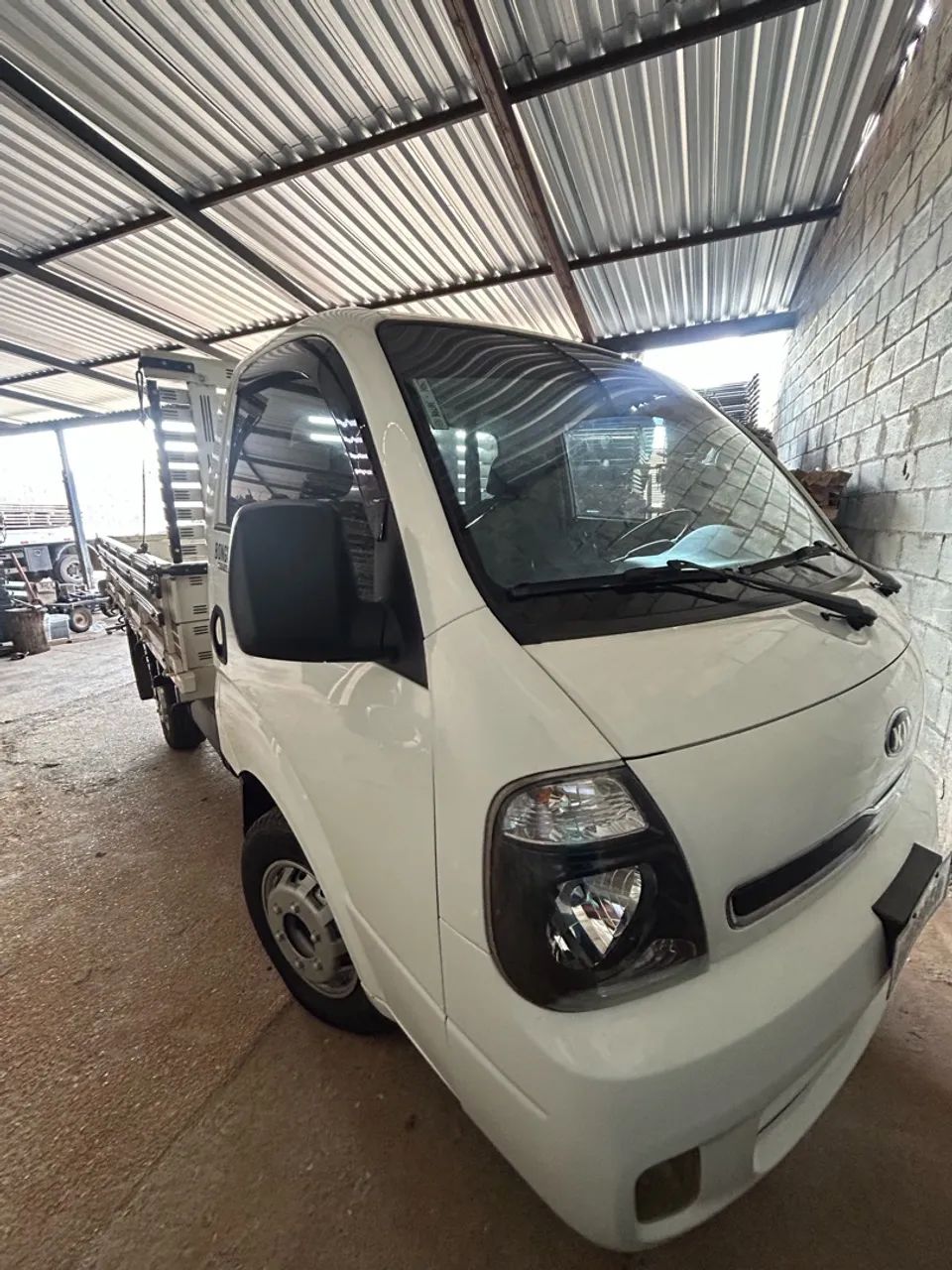 Kia bongo  - Foto 2