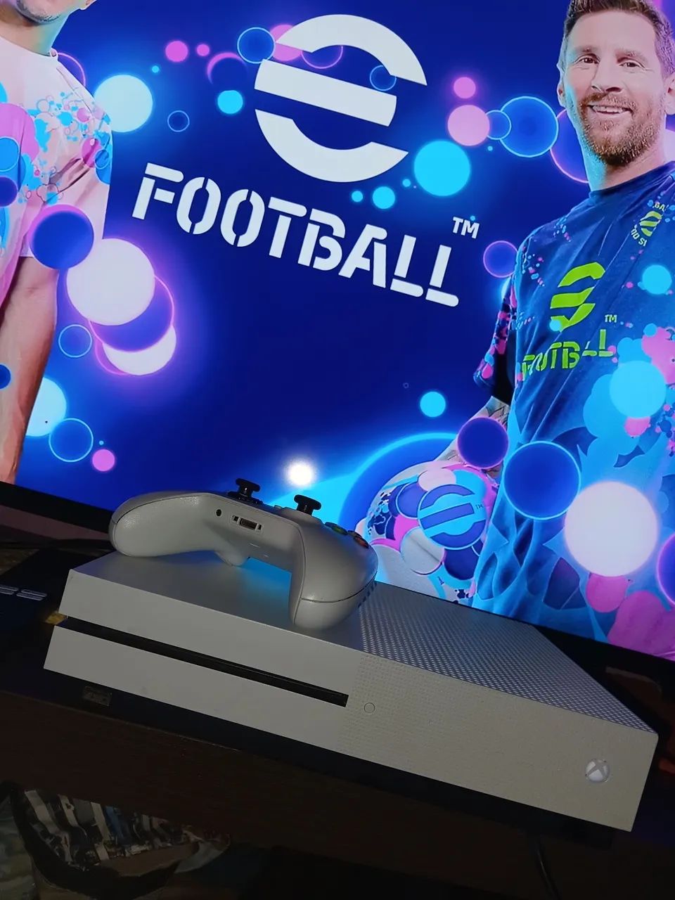 Xbox One S 1TB  - Foto 2
