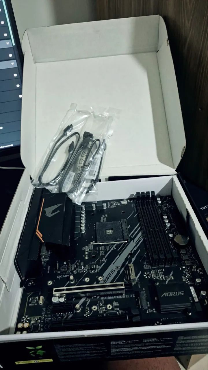 Aorus b550m elite ddr4 (2 meses de uso) - Foto 5