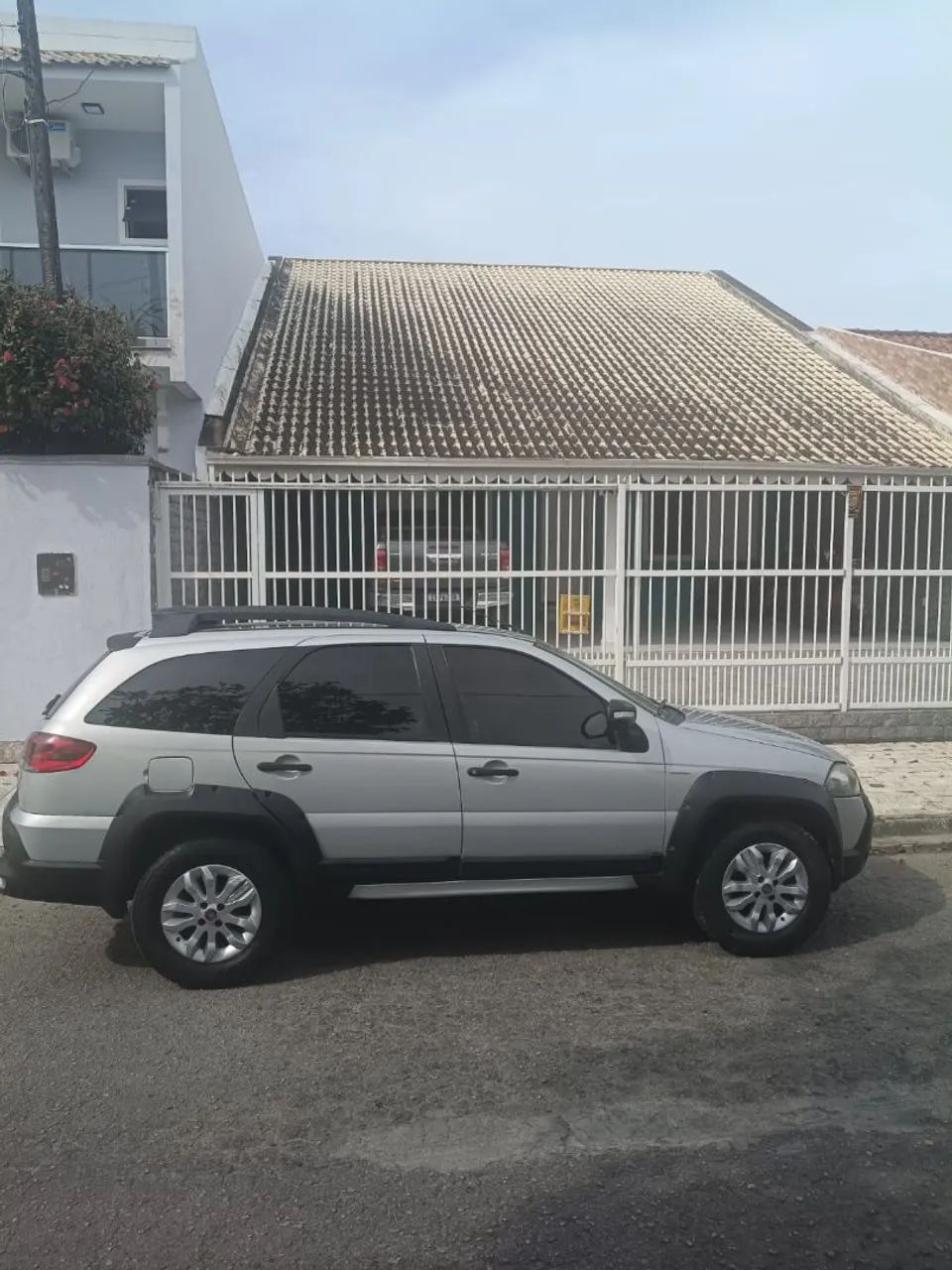 Fiat Palio Week.adv.lock.dualogic 1.8 Flex 2014 - Foto 2