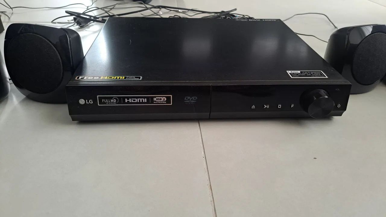 HOME THEATER LG