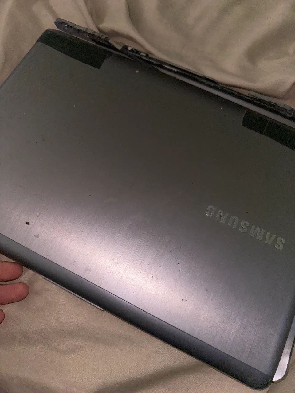 Notebook para retirada de peças 