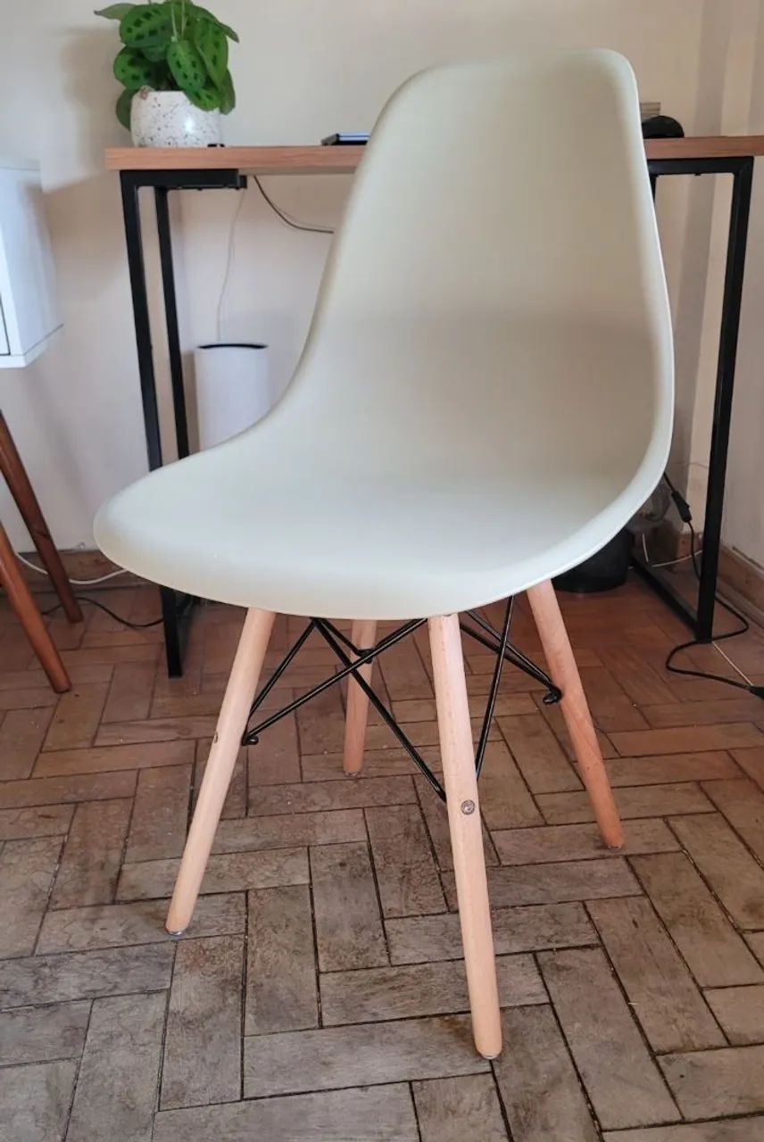 Cadeira Eames