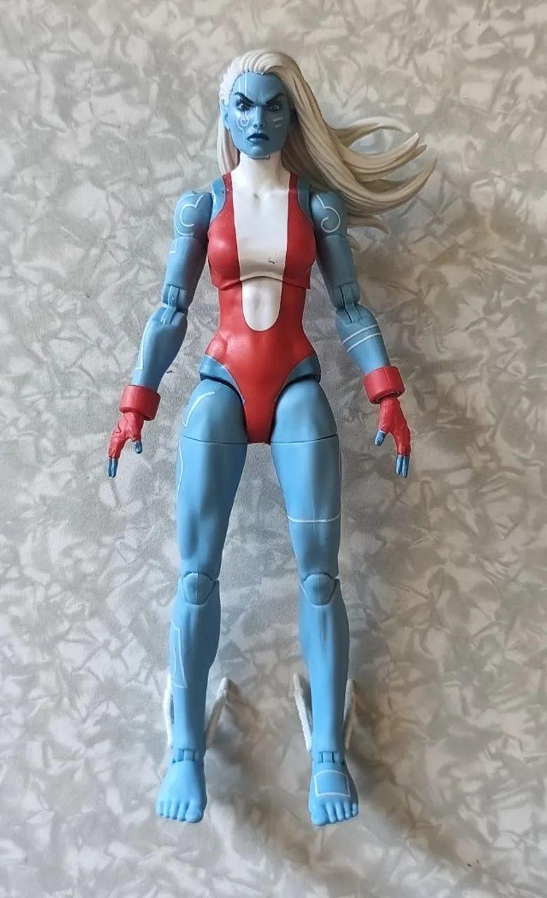 Marvel Legends Namorita - Foto 3
