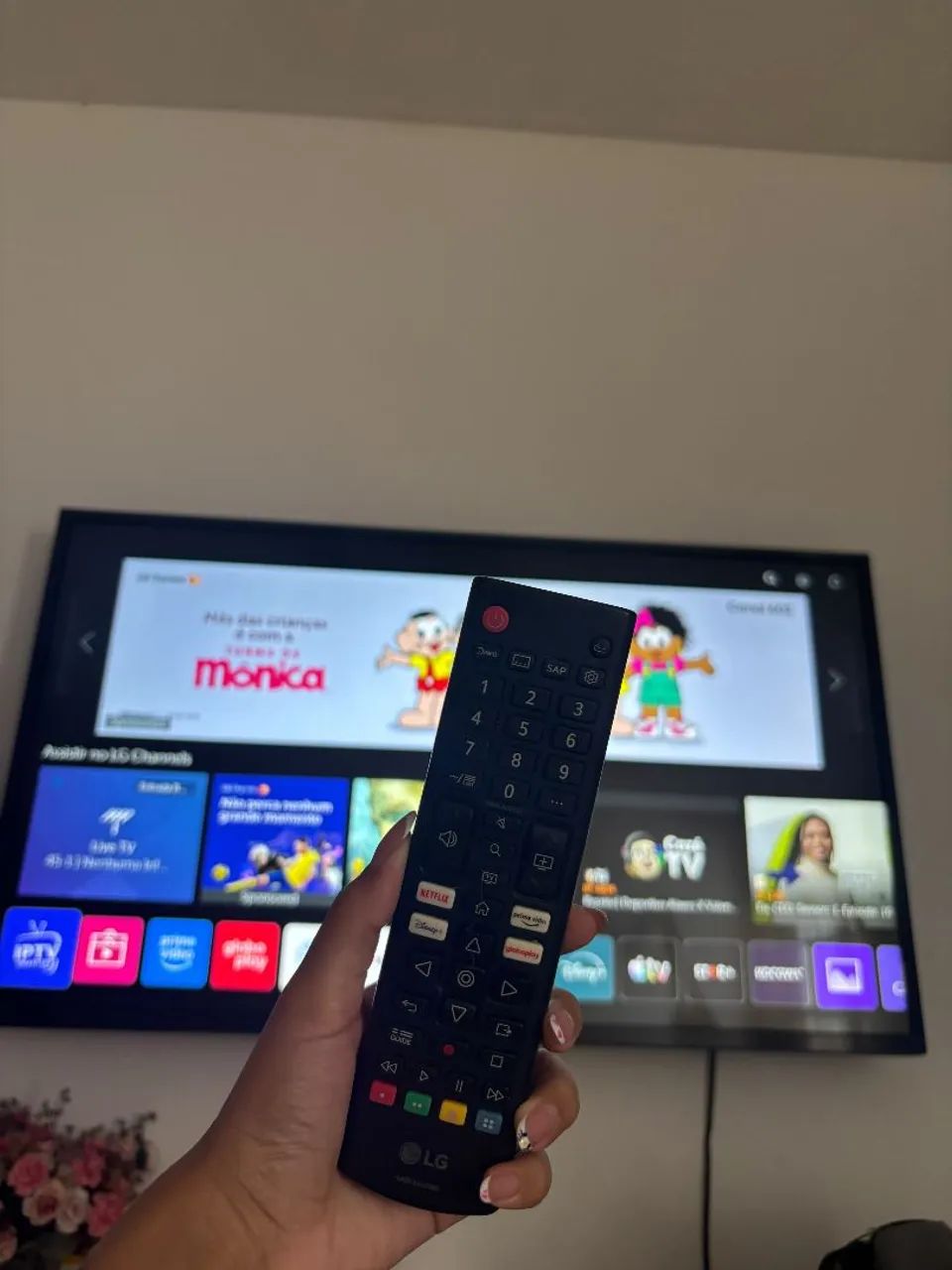 TV LG 43" 