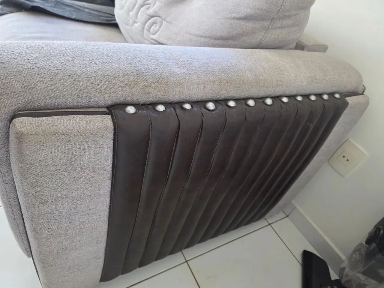 Vendo sofá e poltrona  - Foto 4