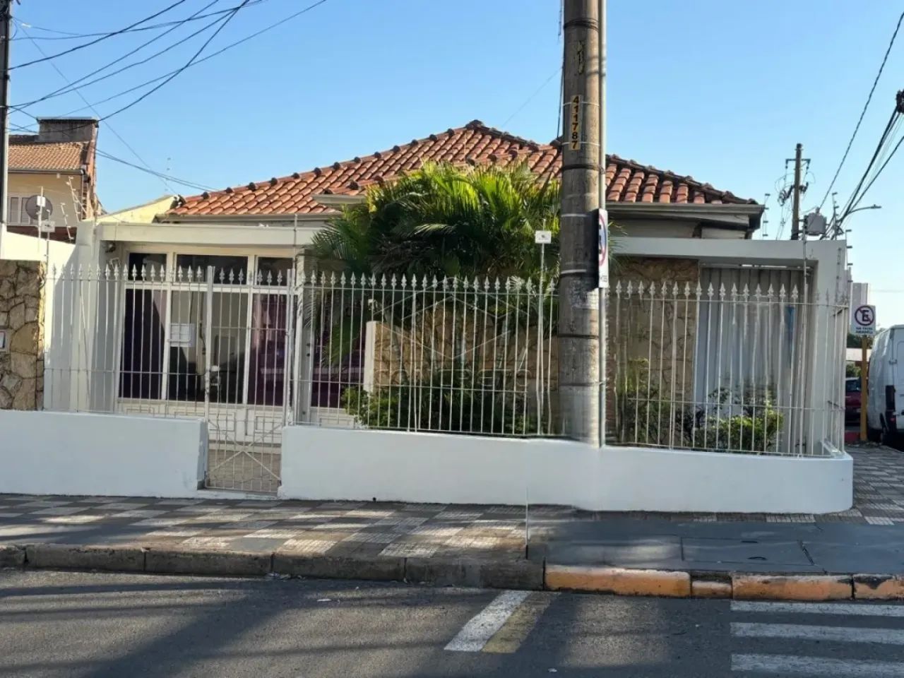 Ótima casa em esquina COMERCIAL, ampla e localização PRIVILEGIADA!!! - Foto 2