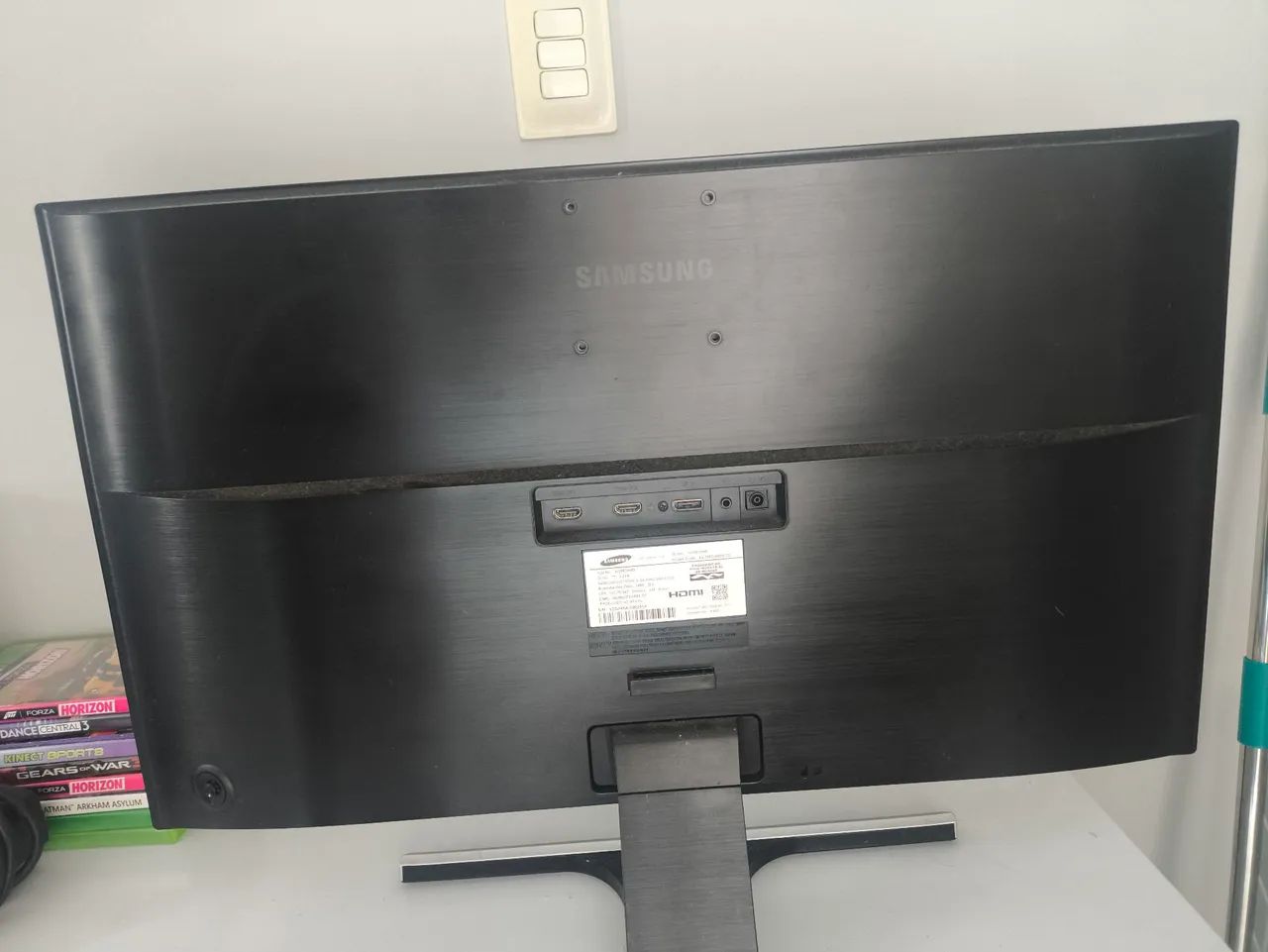 MONITOR 4K SAMSUNG - 28 POLEGADAS  - Foto 2