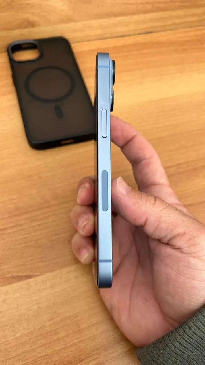 iPhone 13 128 gigas, usado sem risco ou detalhes.  - Foto 2