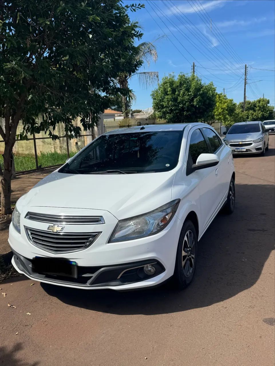 Chevrolet Onix ONIX HATCH LTZ 1.4 8V FlexPower 5p Mec. 2014