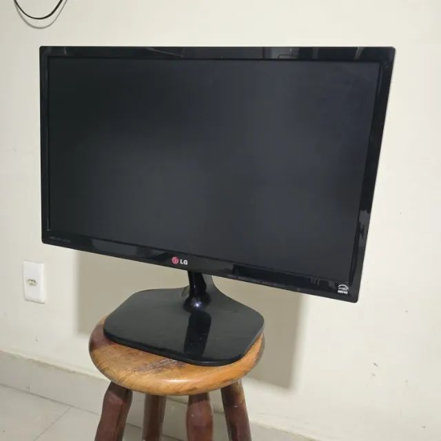 Monitor LG 22" - Bom estado