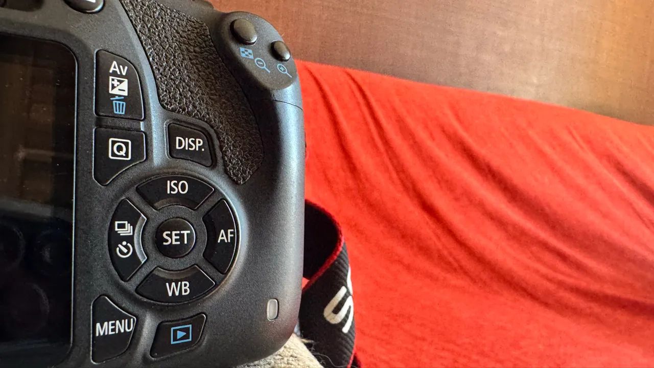 Canon EOS  T5  - Foto 2