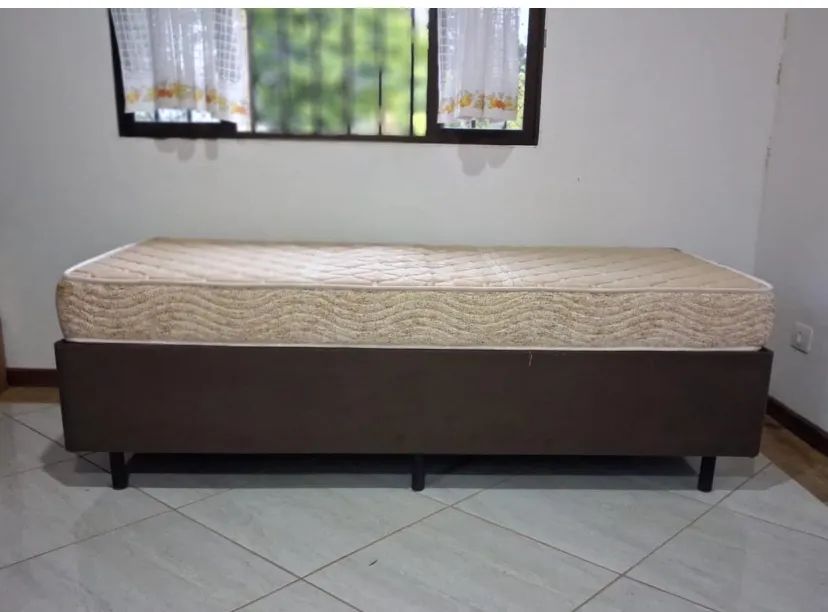 Camas semi-novas com 2 meses de uso