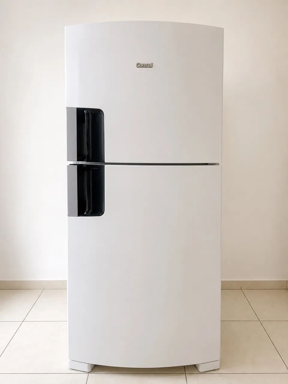 Geladeira semi nova 410 lts