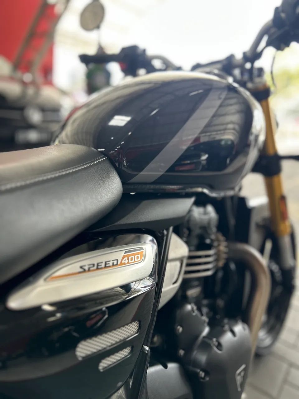 Triumph speed 400 - 8.000 km  - Foto 4