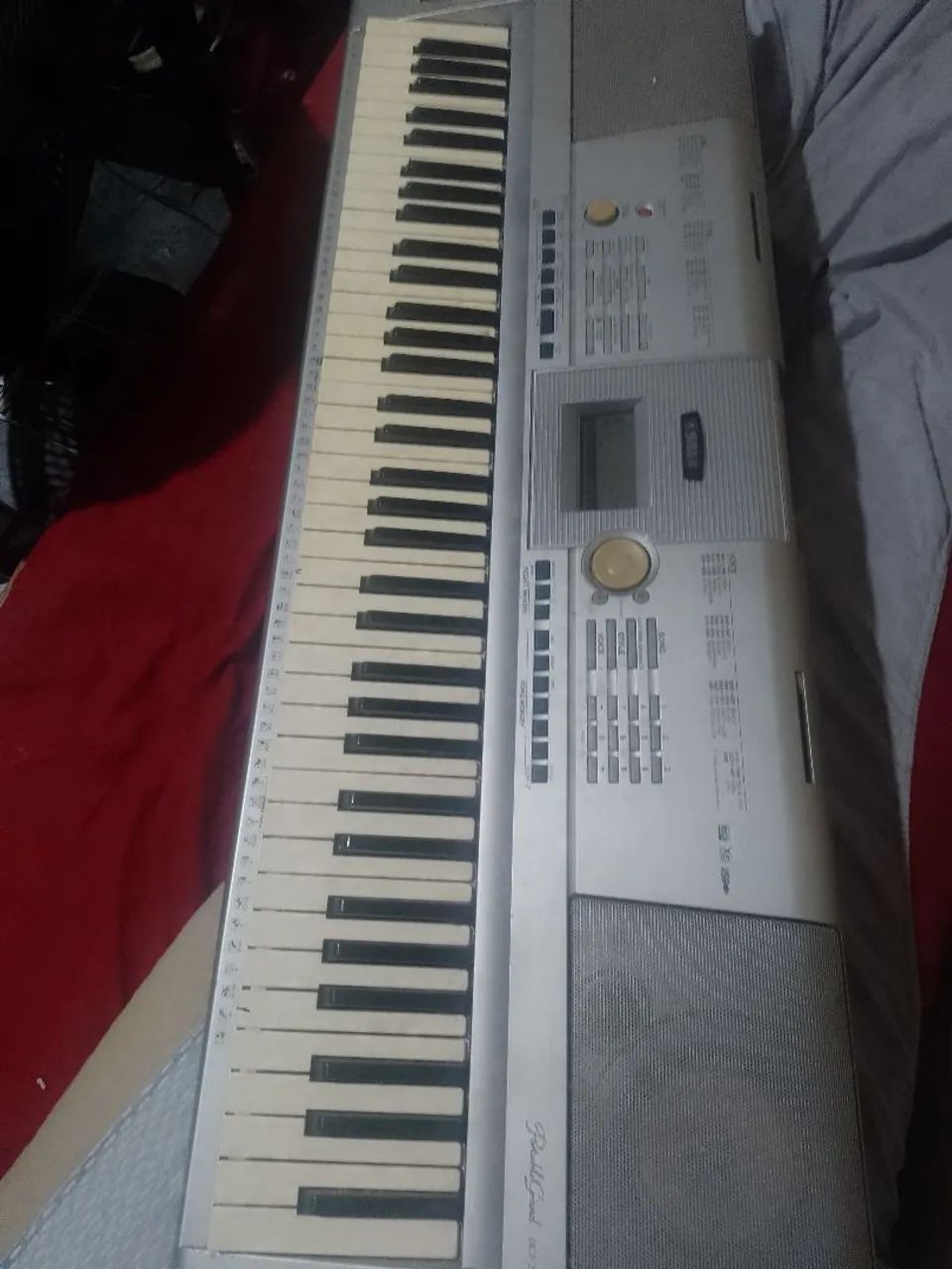 Teclado Yamaha 