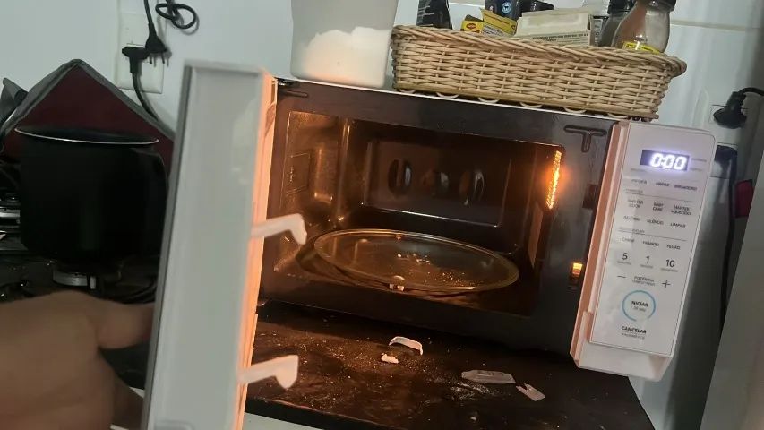 Micro-ondas 20L Branco MasterCook - Foto 2