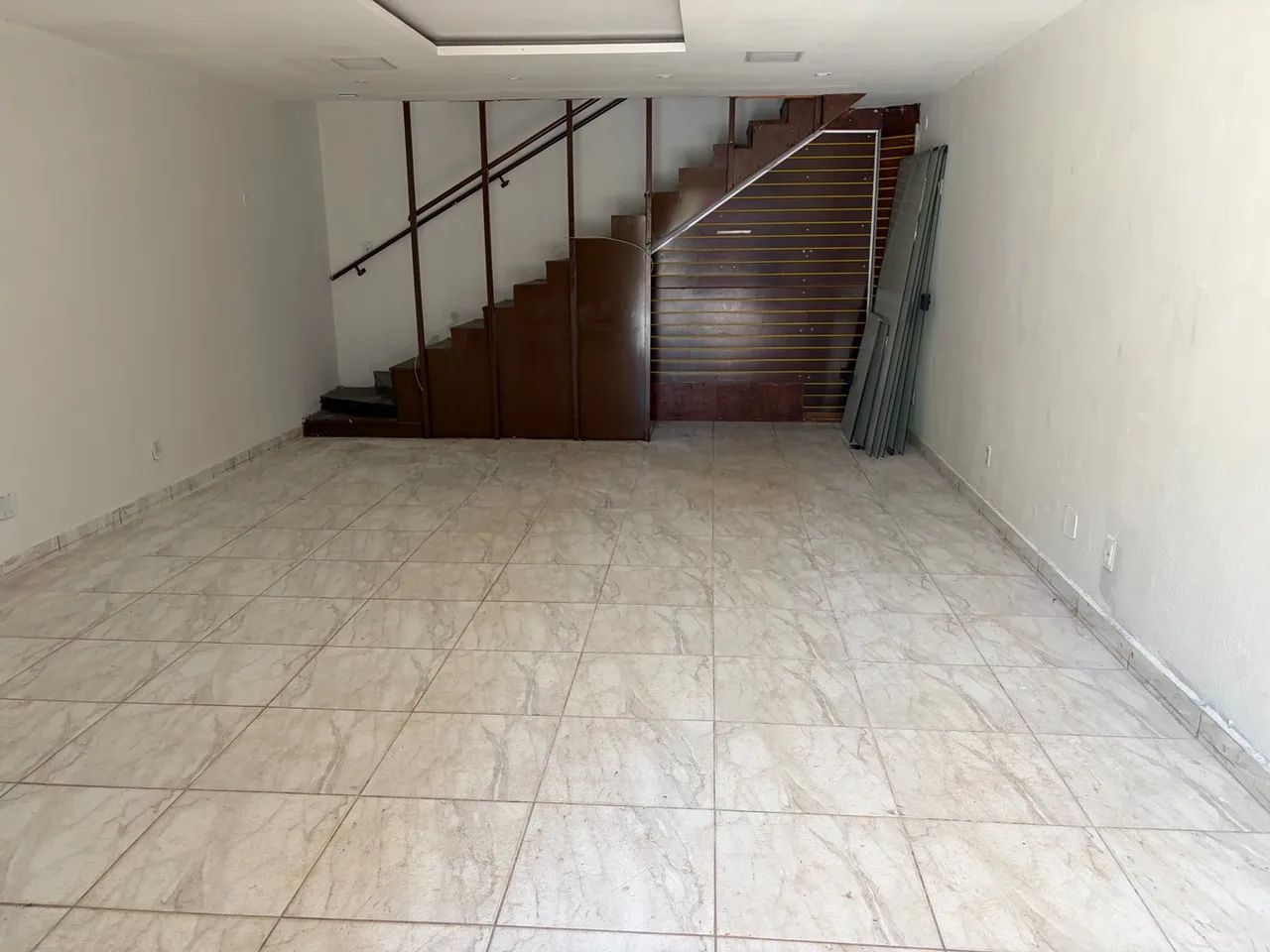 Alugo loja+sobreloja centro de Taguatinga  - Foto 4