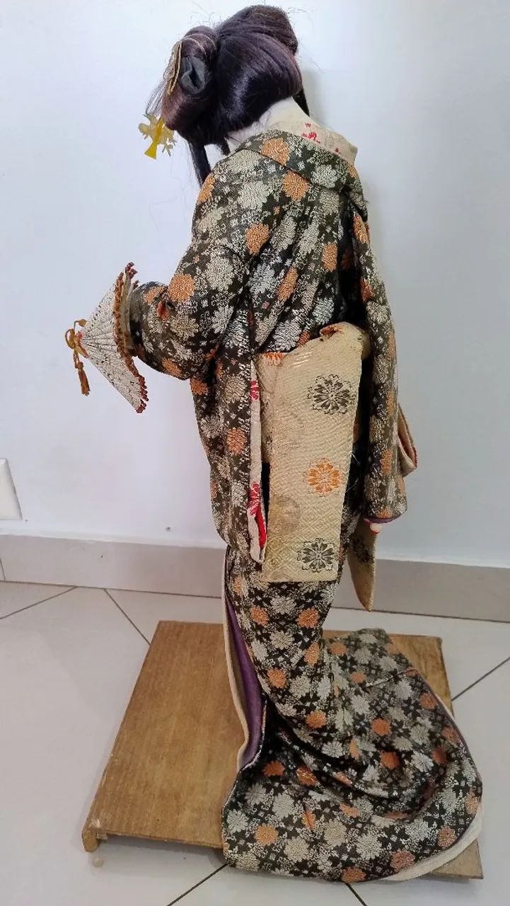 Boneca com kimono tradicional arte japonesa original do Japão  - Foto 3