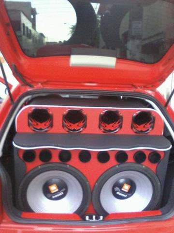 Som automotivo