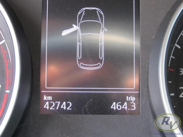 VOLKSWAGEN GOLF 2015/2016 1.6 MSI COMFORTLINE 16V TOTAL FLEX 4P MANUAL - Foto 4