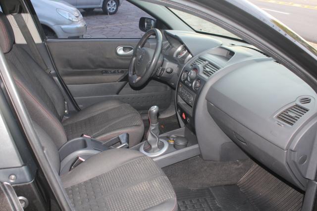 RENAULT MÉGANE 2010/2010 1.6 EXTREME SEDAN 16V FLEX 4P MANUAL - Foto 5