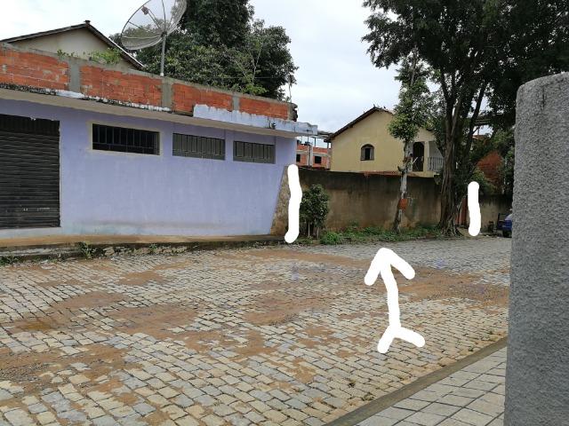 Lote/terreno 12x25, 300m² no Bairro Aeroporto próximo da Igreja N.S. Das Graças