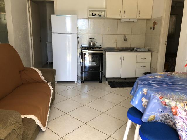 Alugo temporada apartamento 3quadras da praia 3 quadras da lagoa perto de tudo - Foto 6