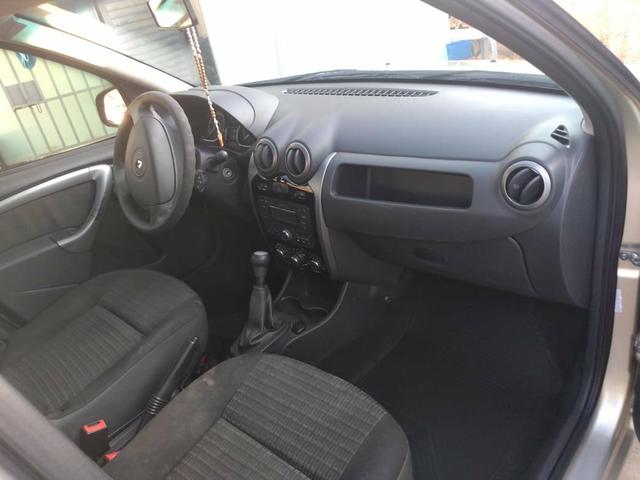 Sandero 1.0 2012 - Foto 2