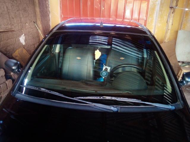 Corsa Hatch 4 portas 1.4 flex negro - Foto 10