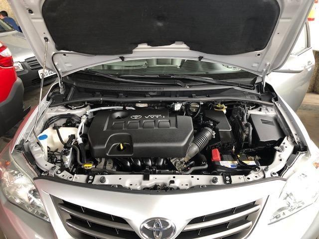 Financio e Vendo este Lindo Toyota Corolla 2012 XEI 2.0 automático - Foto 10