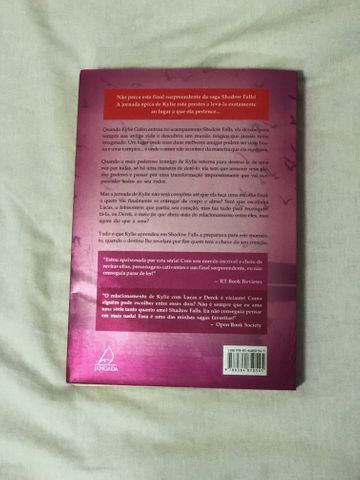 Livro Escolhida ao Anoitecer - Foto 3