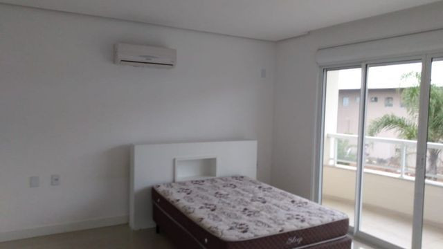 Excelente Casa - Condomínio Fechado - 3 Suítes - Aluguel Anual - Foto 17