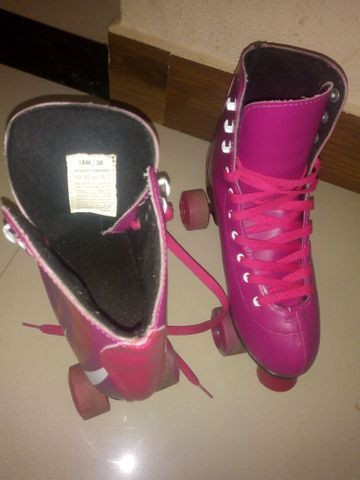 Patins da Barbie 4 rodas na promoção - Foto 2