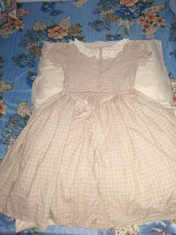 Vestido de marca Nina Bela
