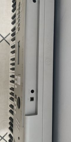 Teclado Yamaha dgx 220 - Foto 2