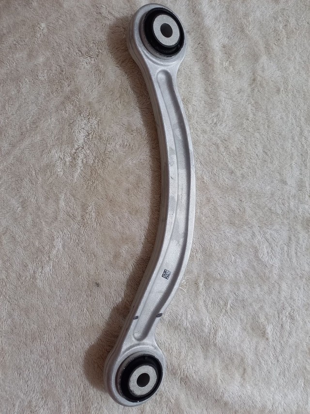 Braço suspensão trazeiro dire. Mercedes c180 c200 c250 2008/14