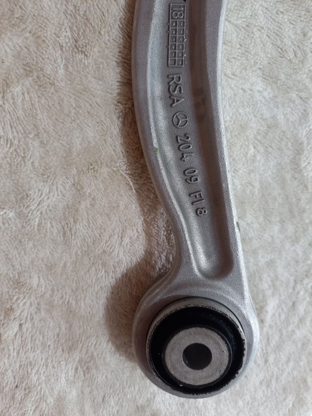 Braço suspensão trazeiro dire. Mercedes c180 c200 c250 2008/14 - Foto 4