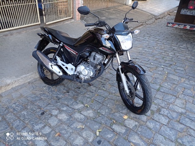 MOTO HONDA FAN 2016