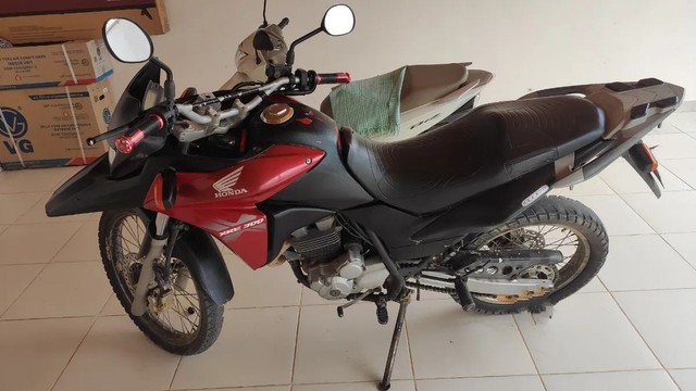 HONDA XRE 2015