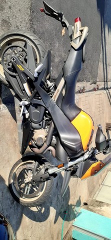 BUELL ULISSES 1200