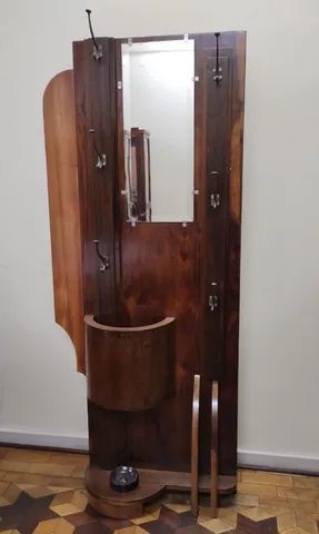 Chapeleiro em Madeira Imbuia