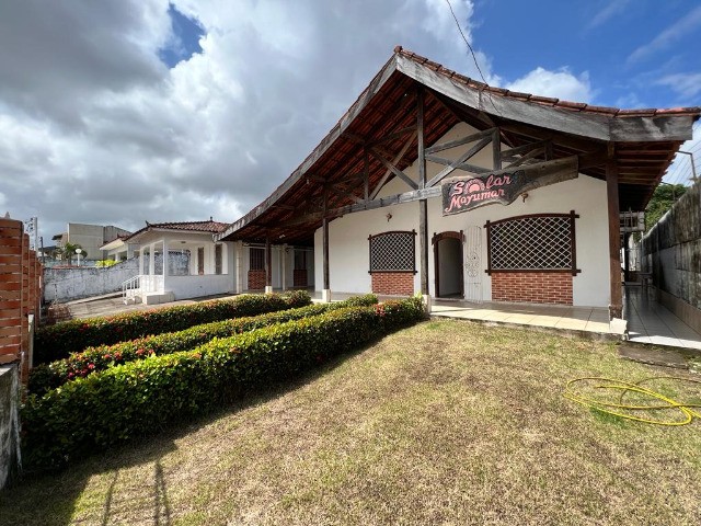 Casa, 1.500m², 7/4, 10vgs, Piscina em salinas.